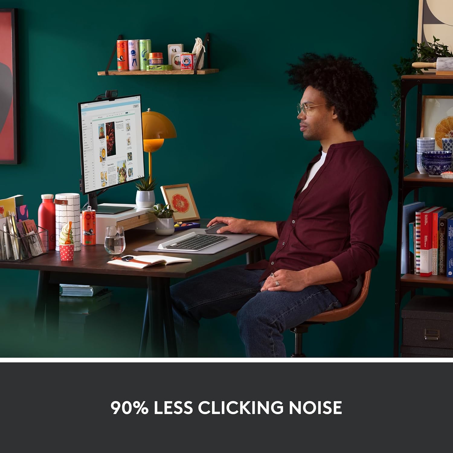 Logitech Signature M550 Regular Wireless Mouse Graphite The Logitech Signature M550 Regular Wireless Mouse in Graphite combines smart technology with everyday comfort. Designed for small to medium hands, it’s the perfect balance