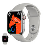 Smartwatch with a gray band displaying a horse illustration on the screen, on a white background.
